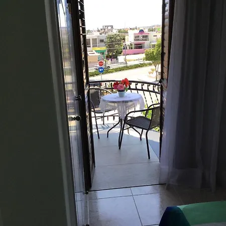 Nikola's House 利马索尔