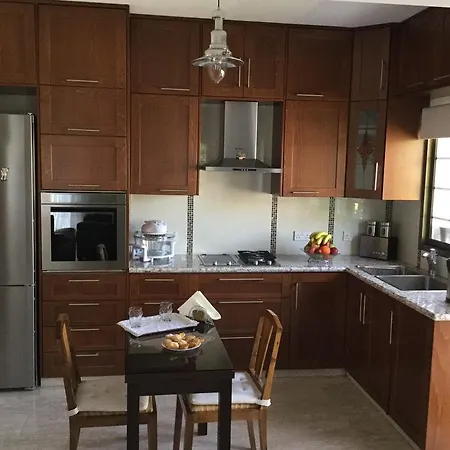 Nyaraló Nikola's House *