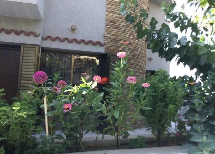 Nikola's House Semesterbostad Limassol